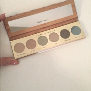 NIB Butter London natural goddess eye shadow palette